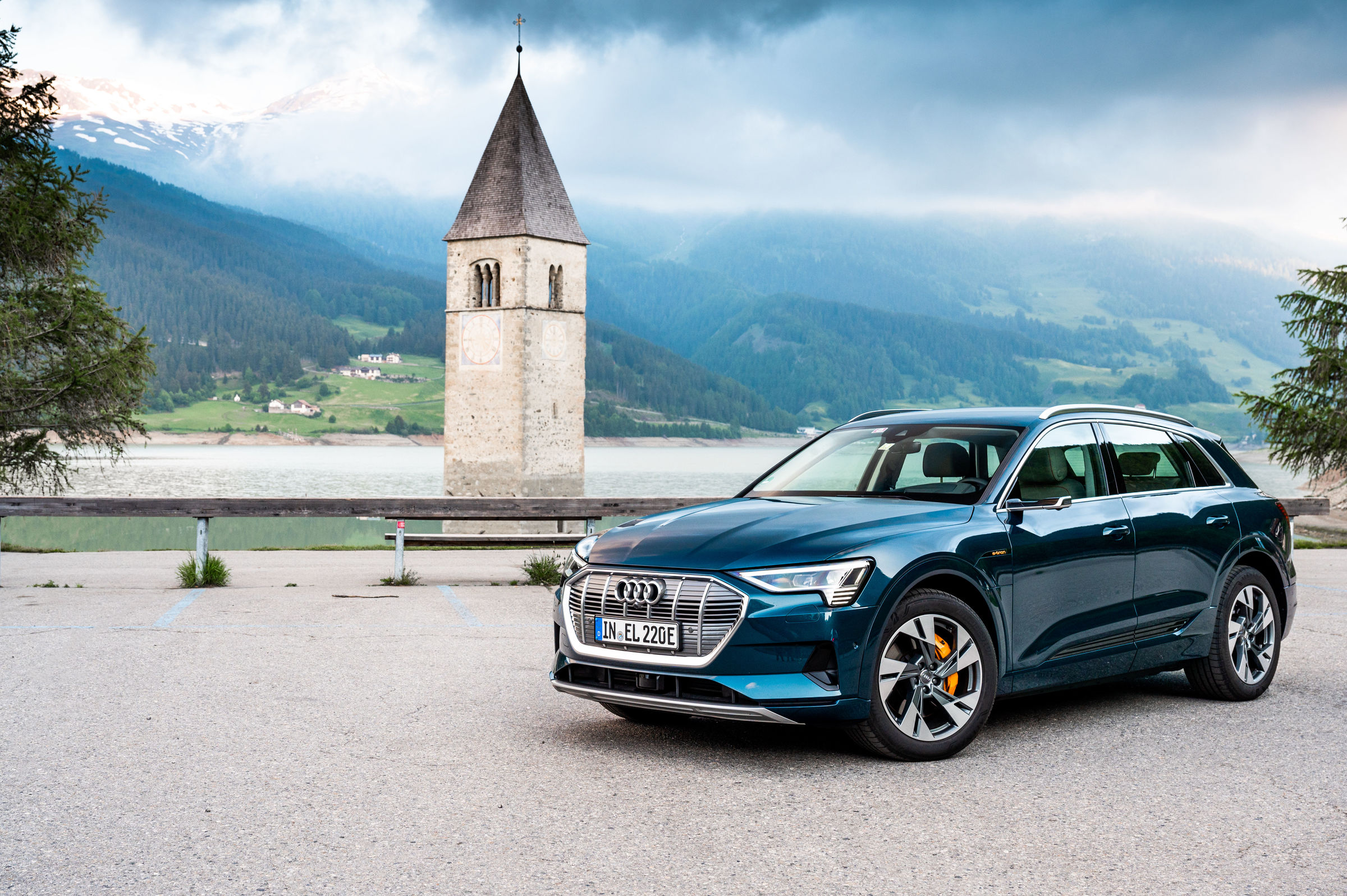 Audi e-tron 55